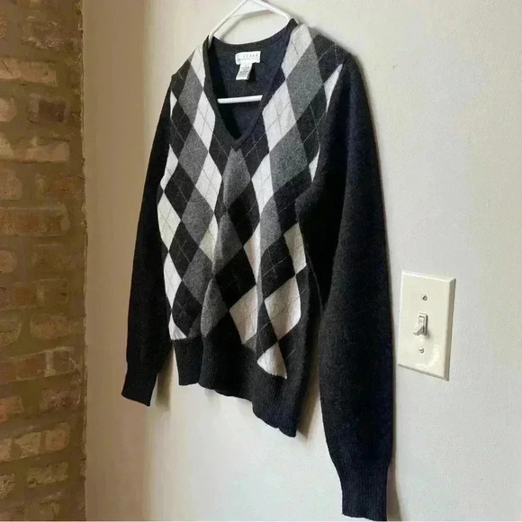 Kenar 100% Merino Wool Argyle V-Neck Sweater, Small (Fits Like XS), Vintage - Picture 2 of 10